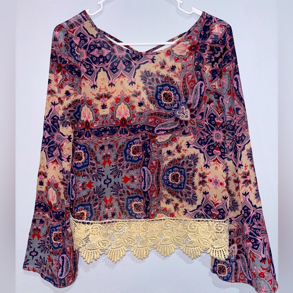 Women‎ Top NWOT - Picture 1 of 3
